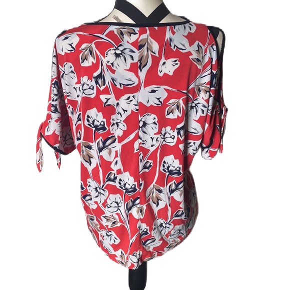 IVANKA TRUMP COLD SHOULDER AND TIE FLORAL BLOUSE - Picture 5 of 7